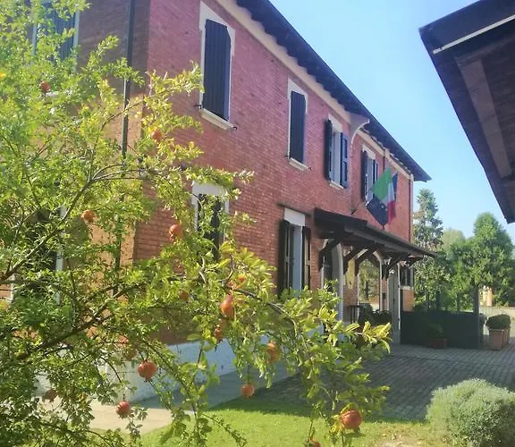 Le Tuie Alloggio per agriturismo *