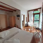 Alloggio per agriturismo Le Tuie *
