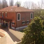 Le Tuie