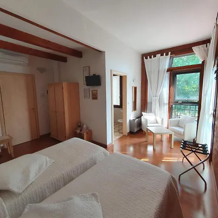 Farm stay Le Tuie *